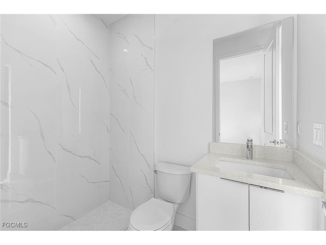 4202 NW 33rd Street Cape Coral FL 33993 2026005054 image18