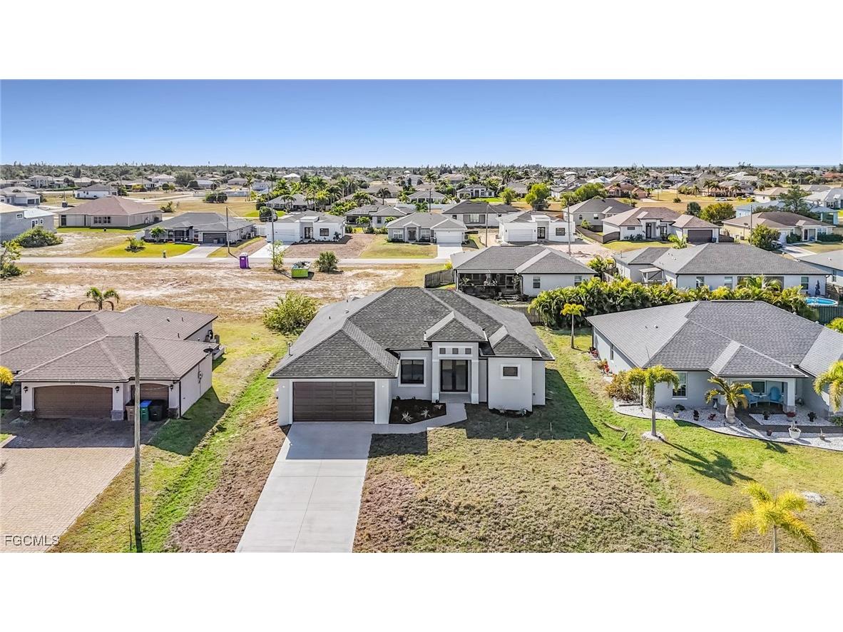 4202 NW 33rd Street Cape Coral FL 33993 2026005054 image23