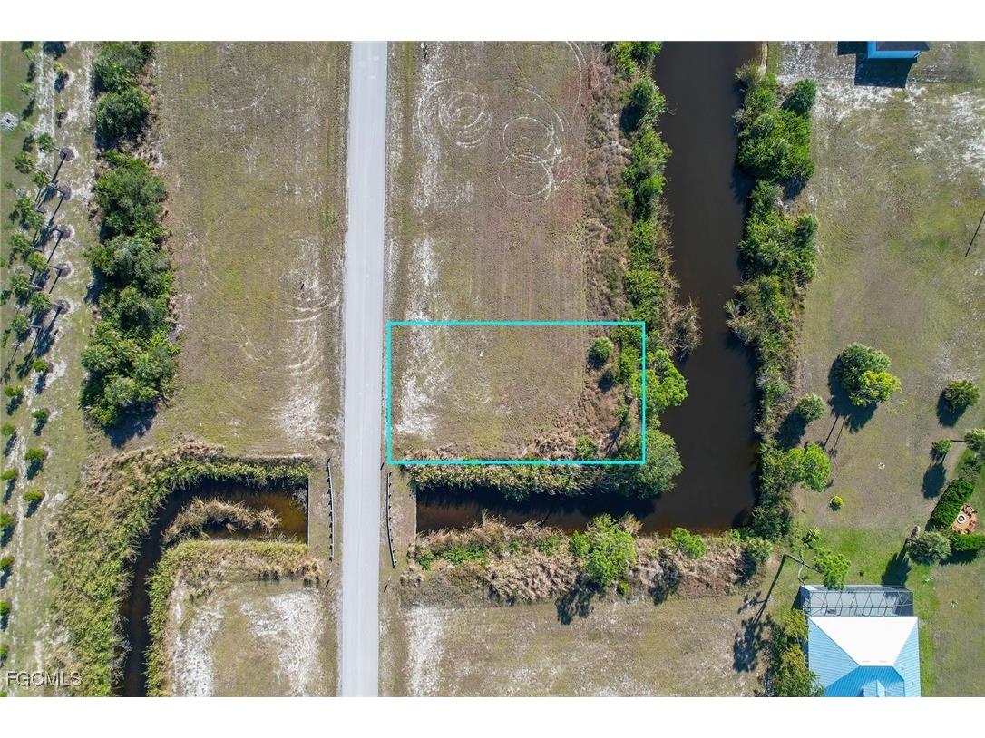 4202 NW 36th Avenue Cape Coral FL 33993 2025025338 image3