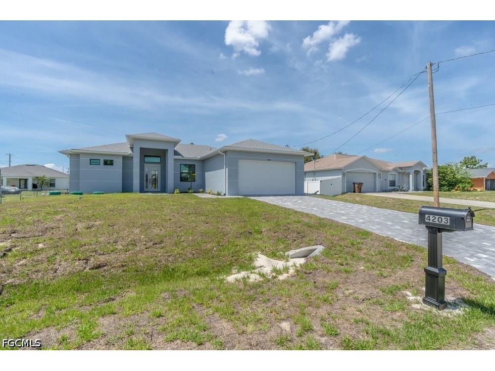 4203 11th Street W Lehigh Acres FL 33971 2026020472 image3