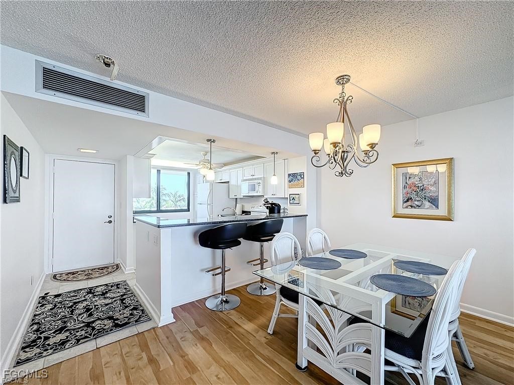 4203 Bay Beach Lane #4D Fort Myers Beach FL 33931 2025015550 image20