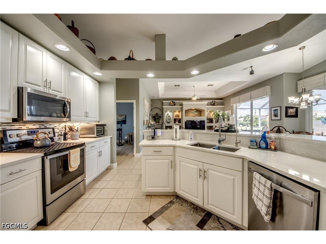 4203 Pelican Boulevard Cape Coral FL 33914 2026020669 image10