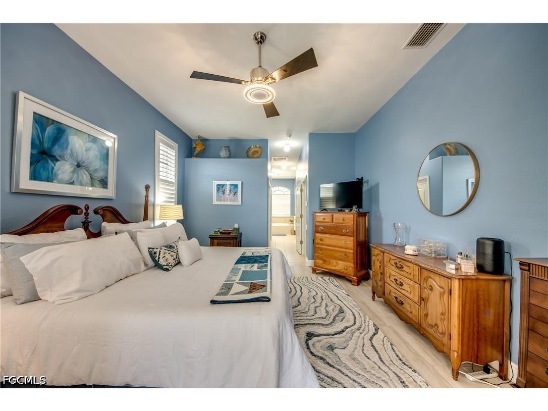 4203 Pelican Boulevard Cape Coral FL 33914 2026020669 image19
