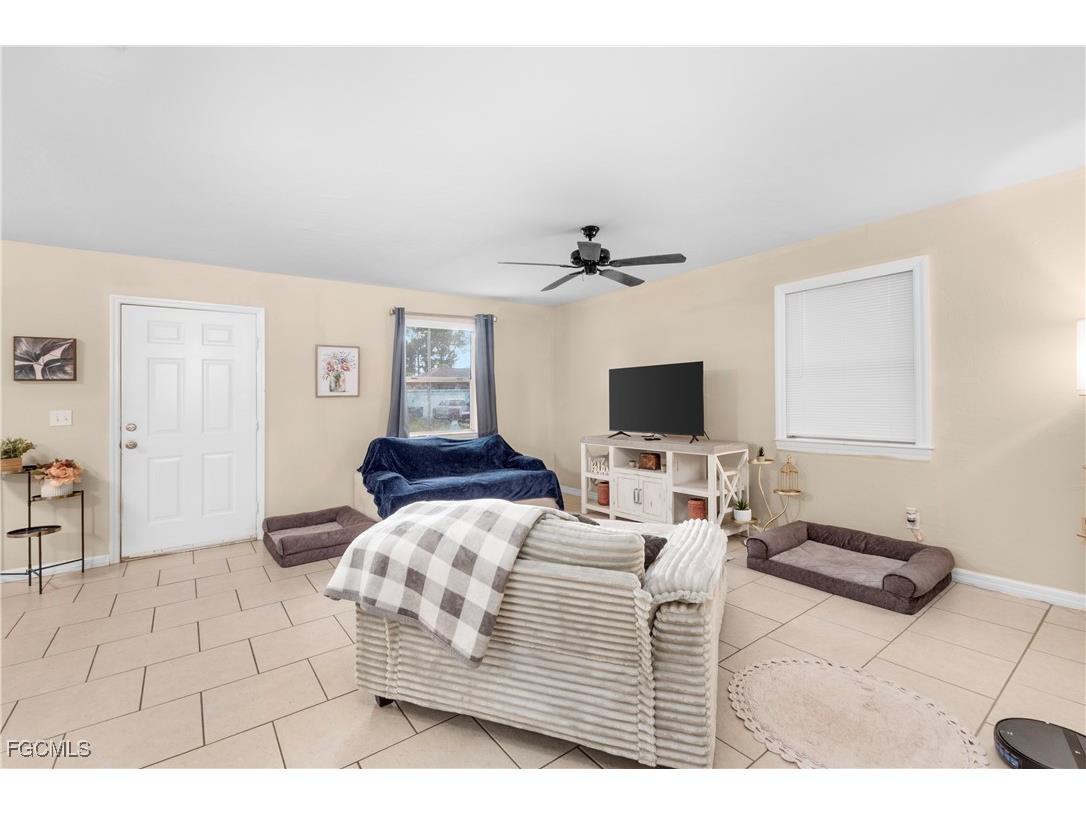 4204 34th Street SW Lehigh Acres FL 33976 2025017038 image5