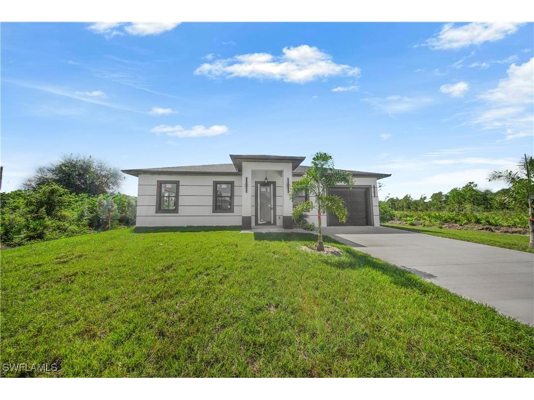 4204 E 3rd Street Lehigh Acres FL 33936 226002620 image1