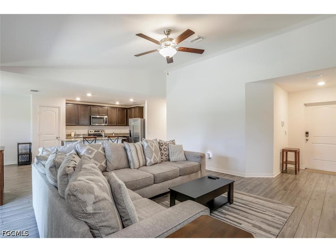 4204 NW 39th Street Cape Coral FL 33993 2026025424 image10