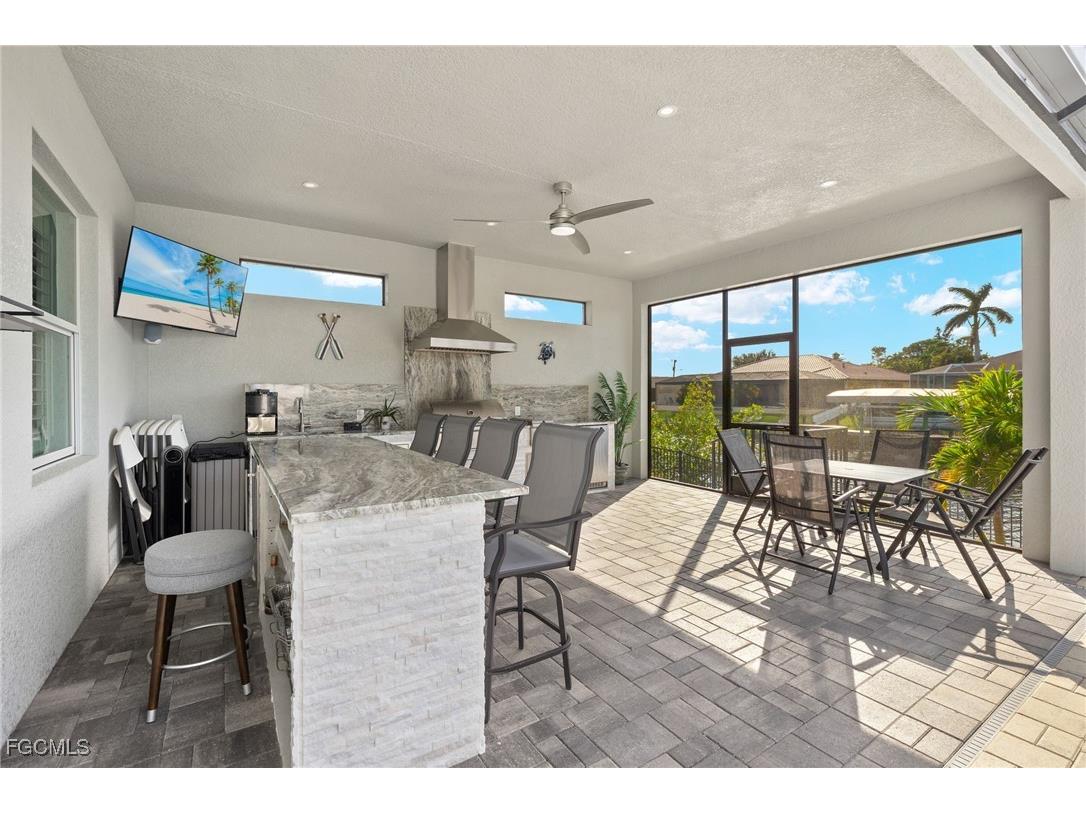 4204 SW 5th Avenue Cape Coral FL 33914 2025009837 image8