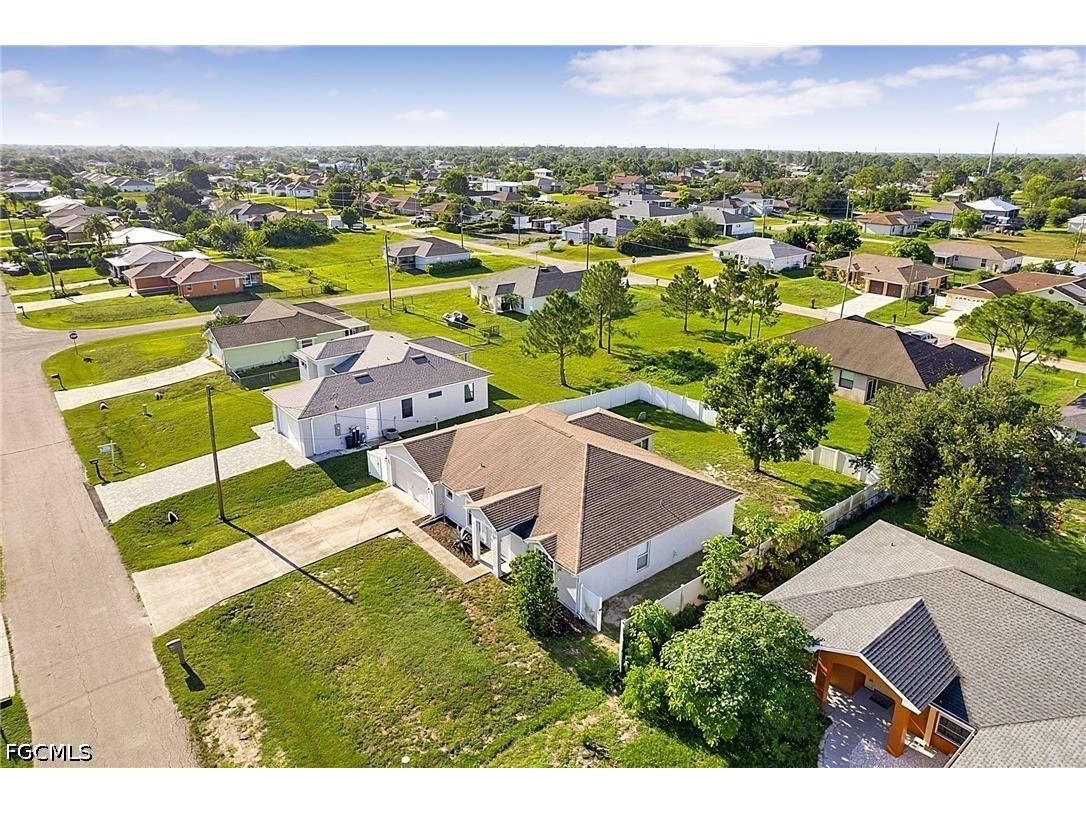 4205 11th Street W Lehigh Acres FL 33971 2026031559 image3