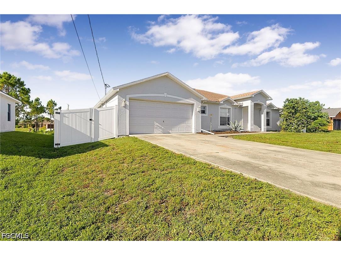 4205 11th Street W Lehigh Acres FL 33971 2026031559 image8