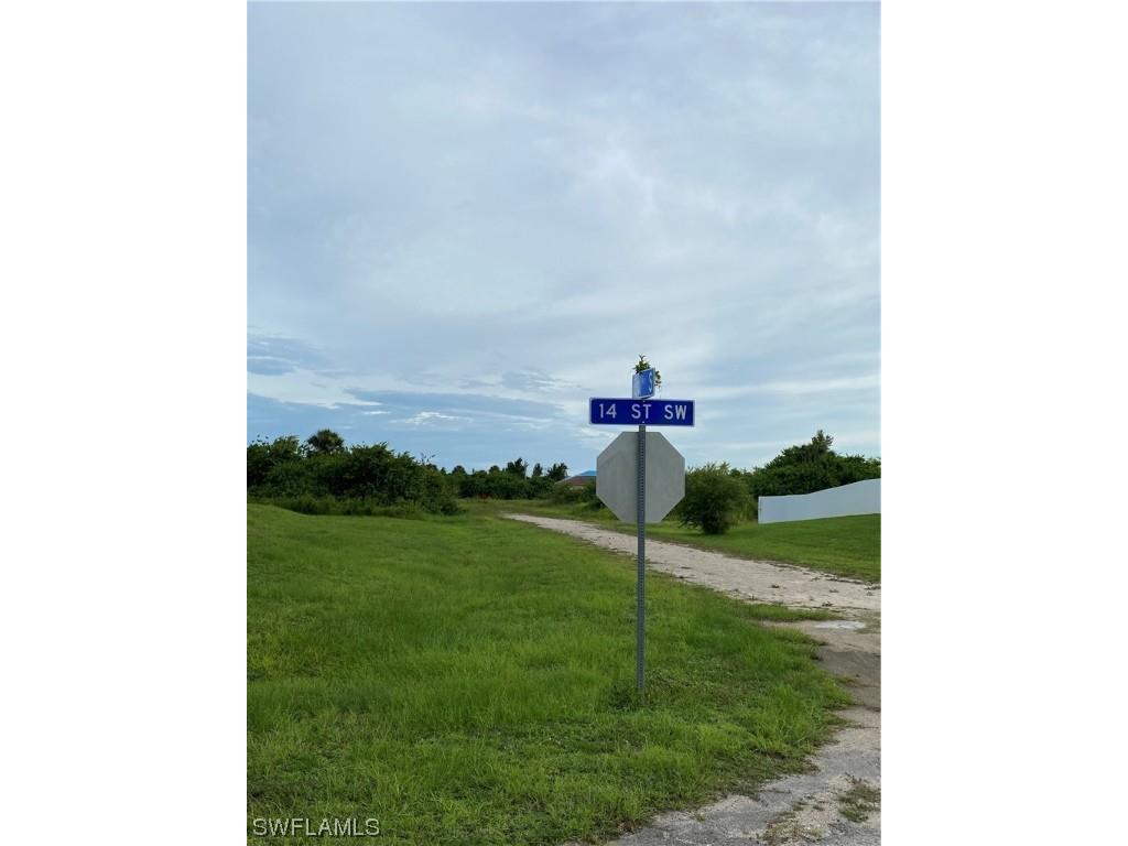 4205 14th Street SW Lehigh Acres FL 33976 223054612 image1