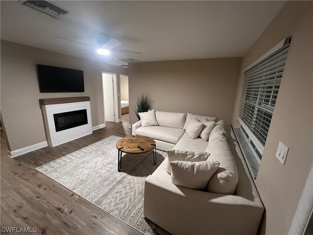 4205 Rose Avenue Naples FL 34112 223031621 image1