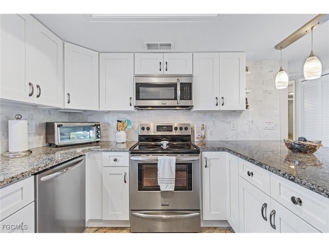 4205 SE 19th Avenue #202 Cape Coral FL 33904 2025025387 image6