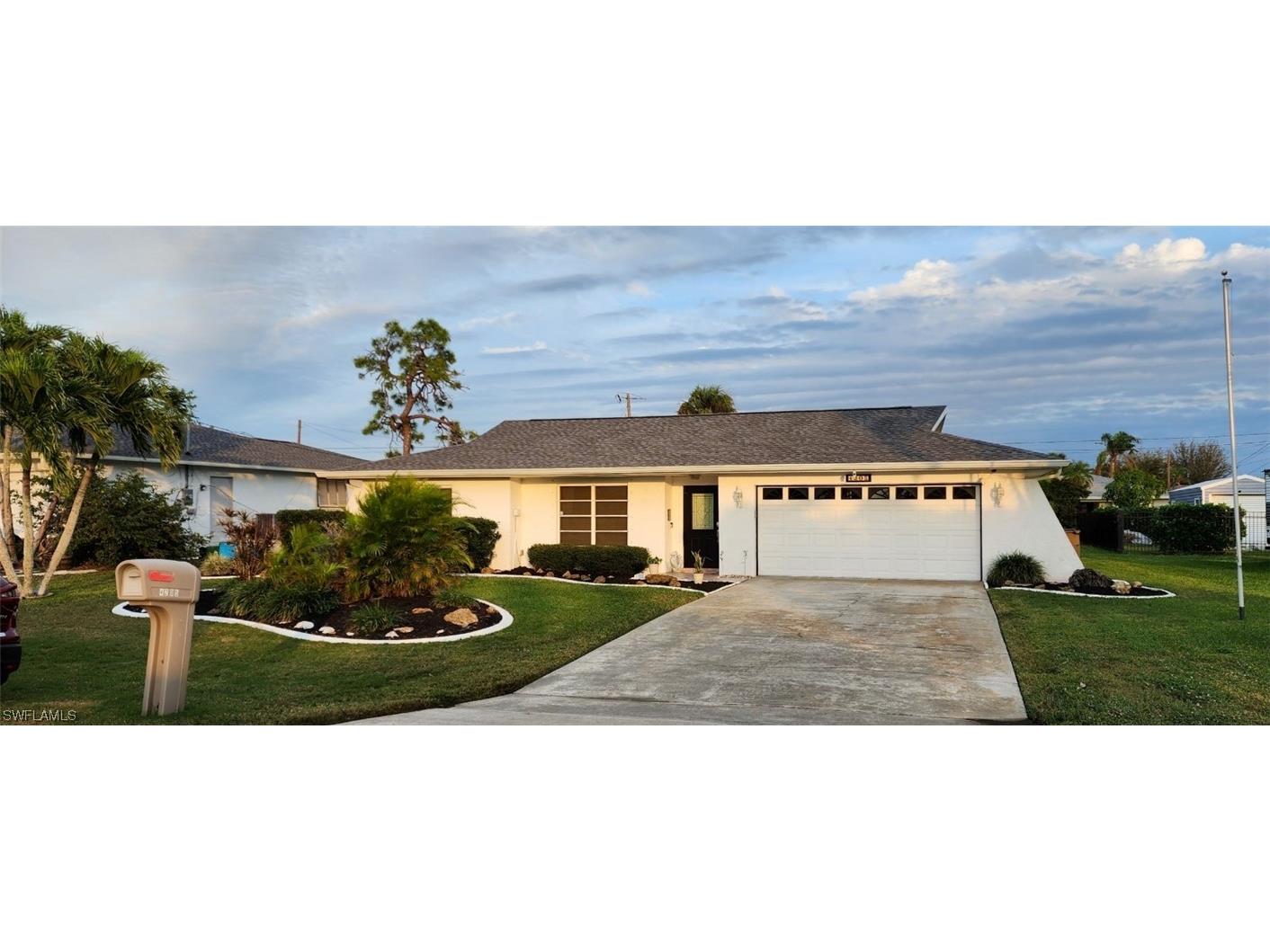 4205 SE 1st Court Cape Coral FL 33904 224007224 image1