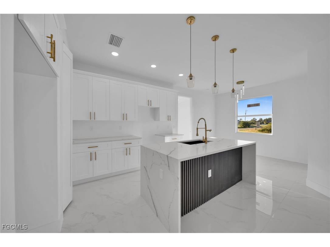 4206 E 15th Street Lehigh Acres FL 33972 2025022971 image11