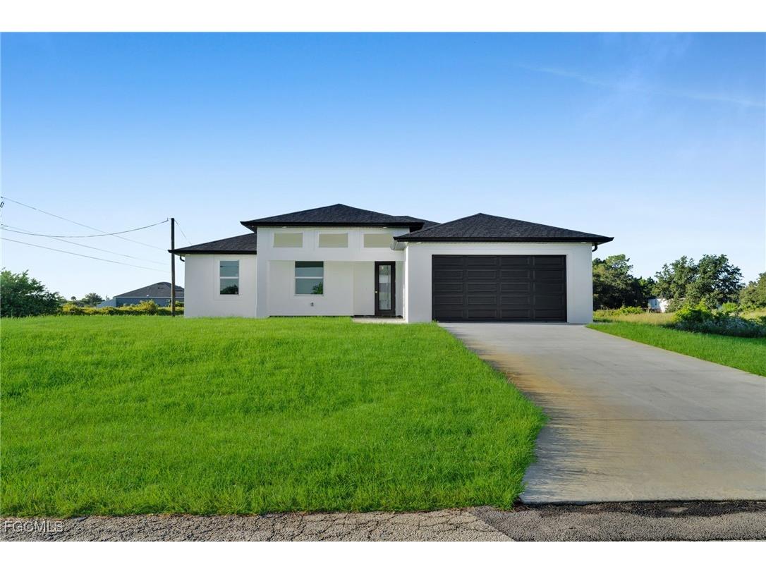 4206 E 15th Street Lehigh Acres FL 33972 2025022971 image2