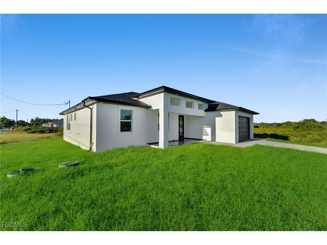 4206 E 15th Street Lehigh Acres FL 33972 2025022971 image3