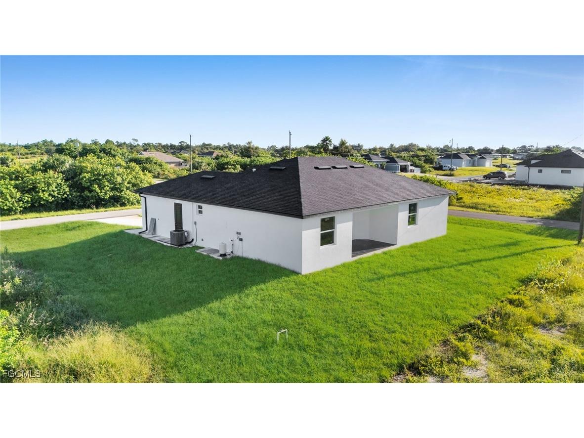 4206 E 15th Street Lehigh Acres FL 33972 2025022971 image39