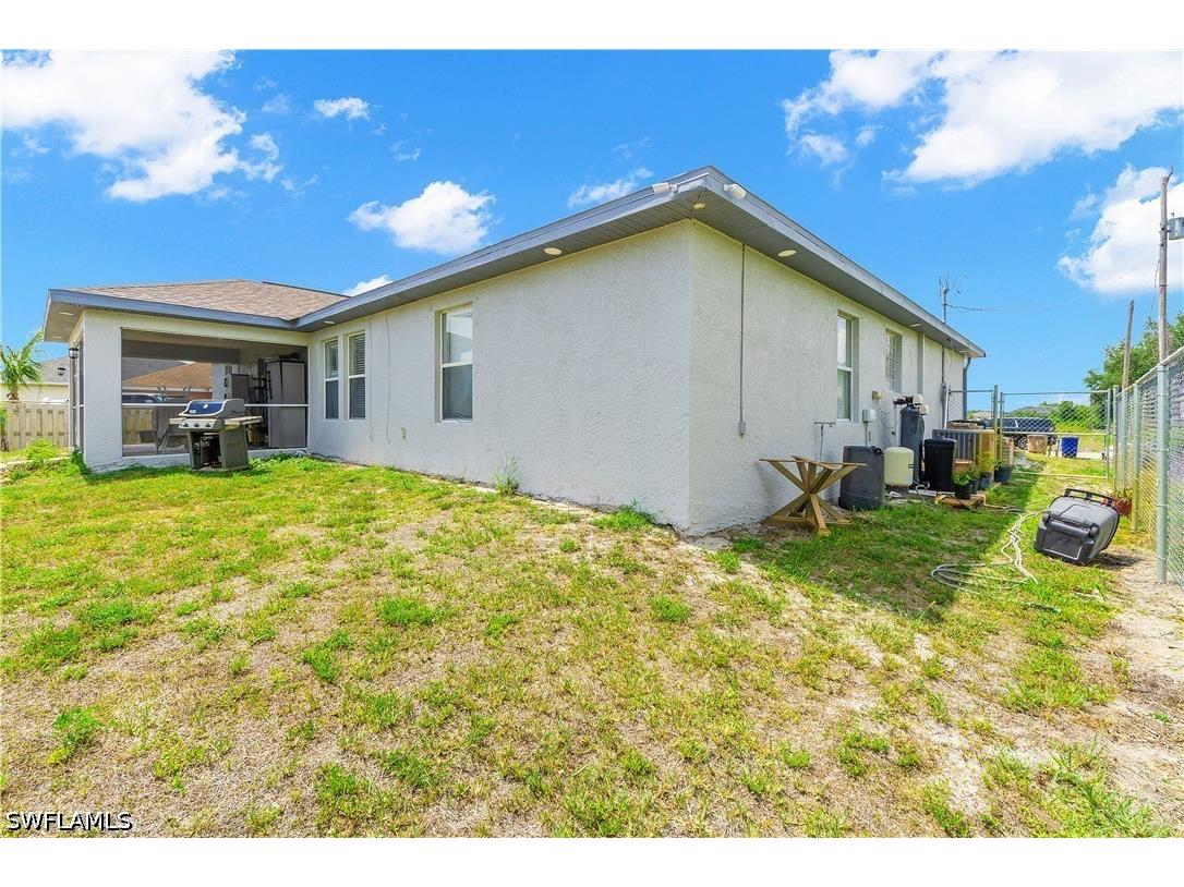 4207 30th Street SW Lehigh Acres FL 33976 226019559 image8