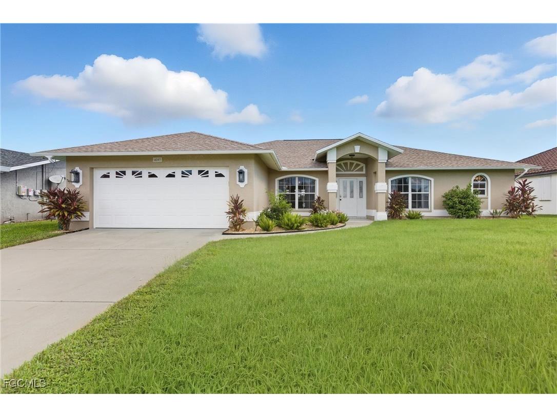 4207 SW 13th Avenue Cape Coral FL 33914 2025016683 image1