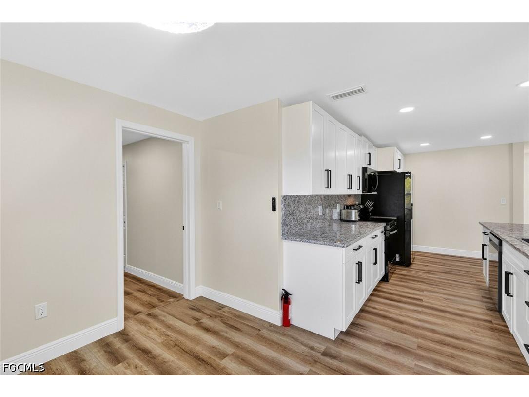 4208 SE 2nd Avenue Cape Coral FL 33904 2026024419 image11