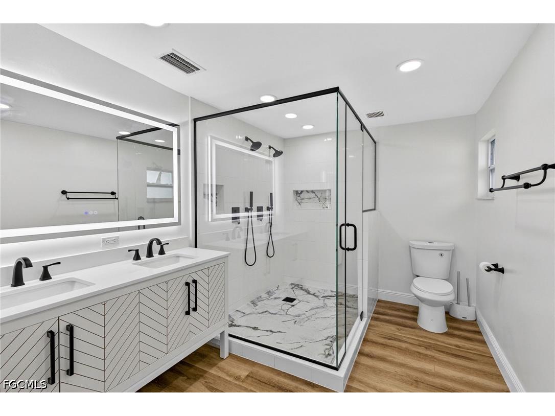 4208 SE 2nd Avenue Cape Coral FL 33904 2026024419 image17