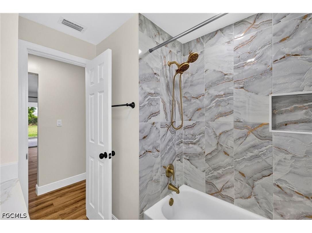 4208 SE 2nd Avenue Cape Coral FL 33904 2026024419 image25
