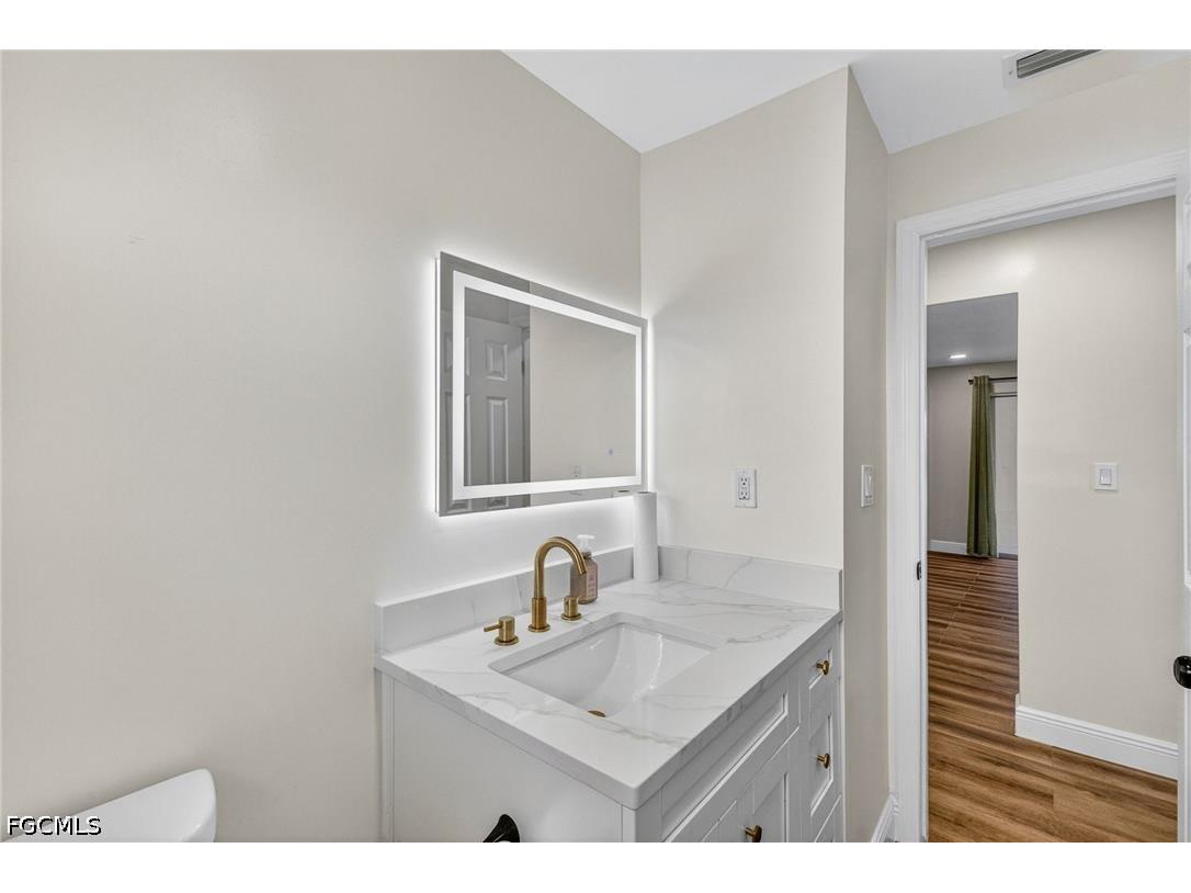 4208 SE 2nd Avenue Cape Coral FL 33904 2026024419 image26