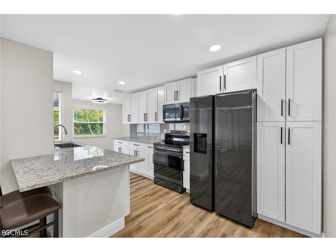 4208 SE 2nd Avenue Cape Coral FL 33904 2026024419 image6