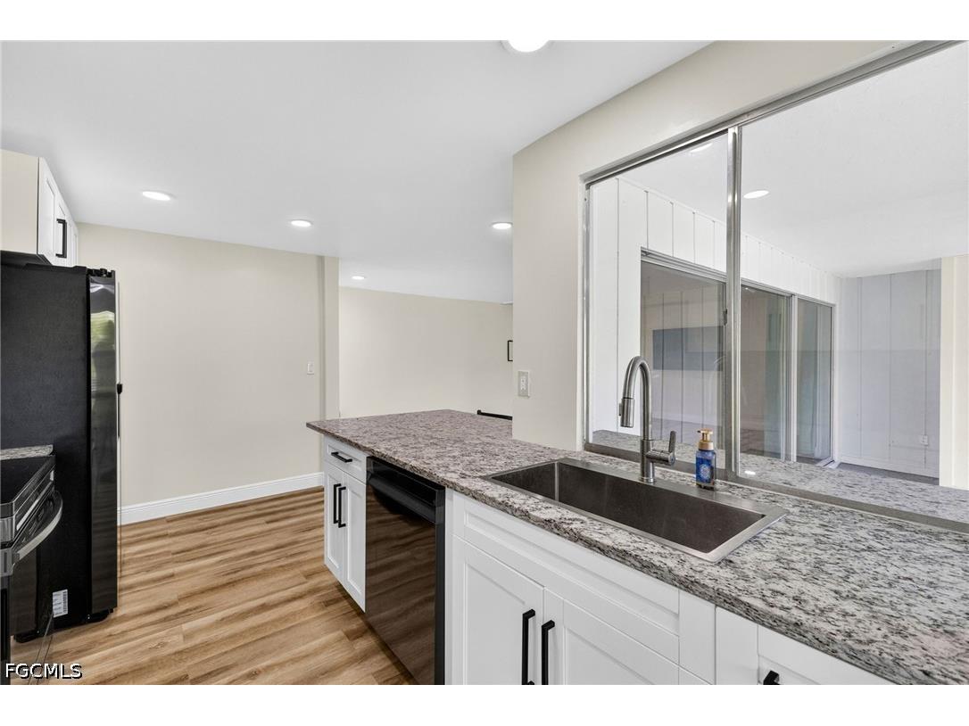 4208 SE 2nd Avenue Cape Coral FL 33904 2026024419 image8
