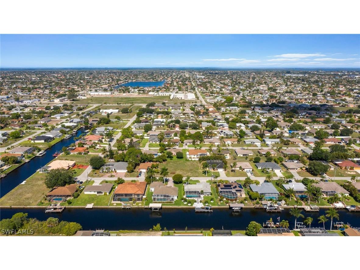 4208 SW 5th Place Cape Coral FL 33914 224033909 image10