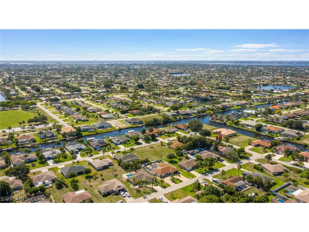 4208 SW 5th Place Cape Coral FL 33914 224033909 image8