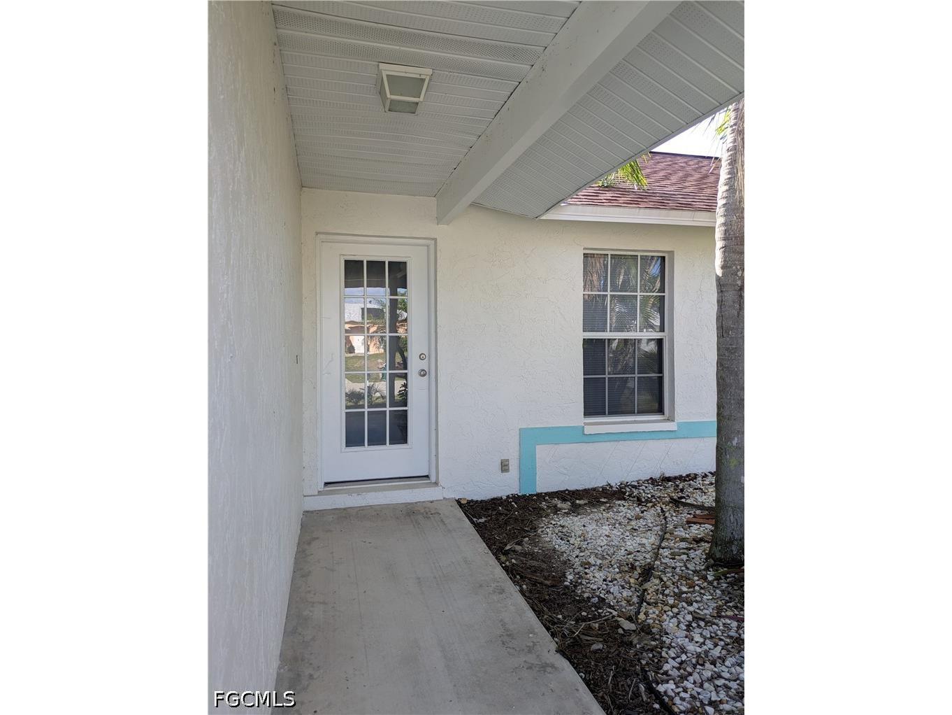 4209 SW 14th Avenue Cape Coral FL 33914 2026022085 image2