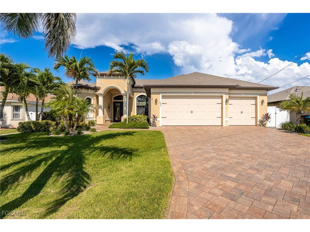 4209 SW 26th Avenue Cape Coral FL 33914 2025006214 image1