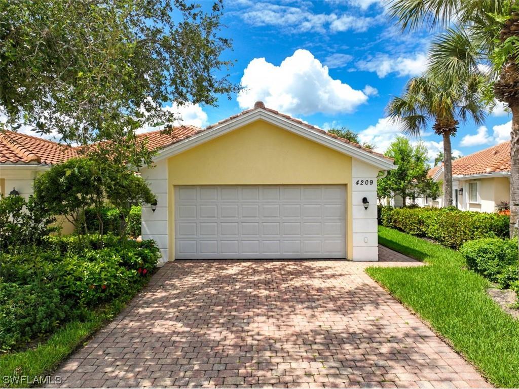 4209 Saint George Lane Naples FL 34119 224001982 image1