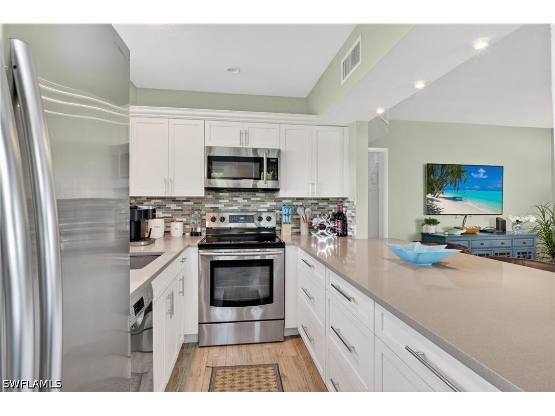 421 12th Avenue S #A1 Naples FL 34102 226021885 image9