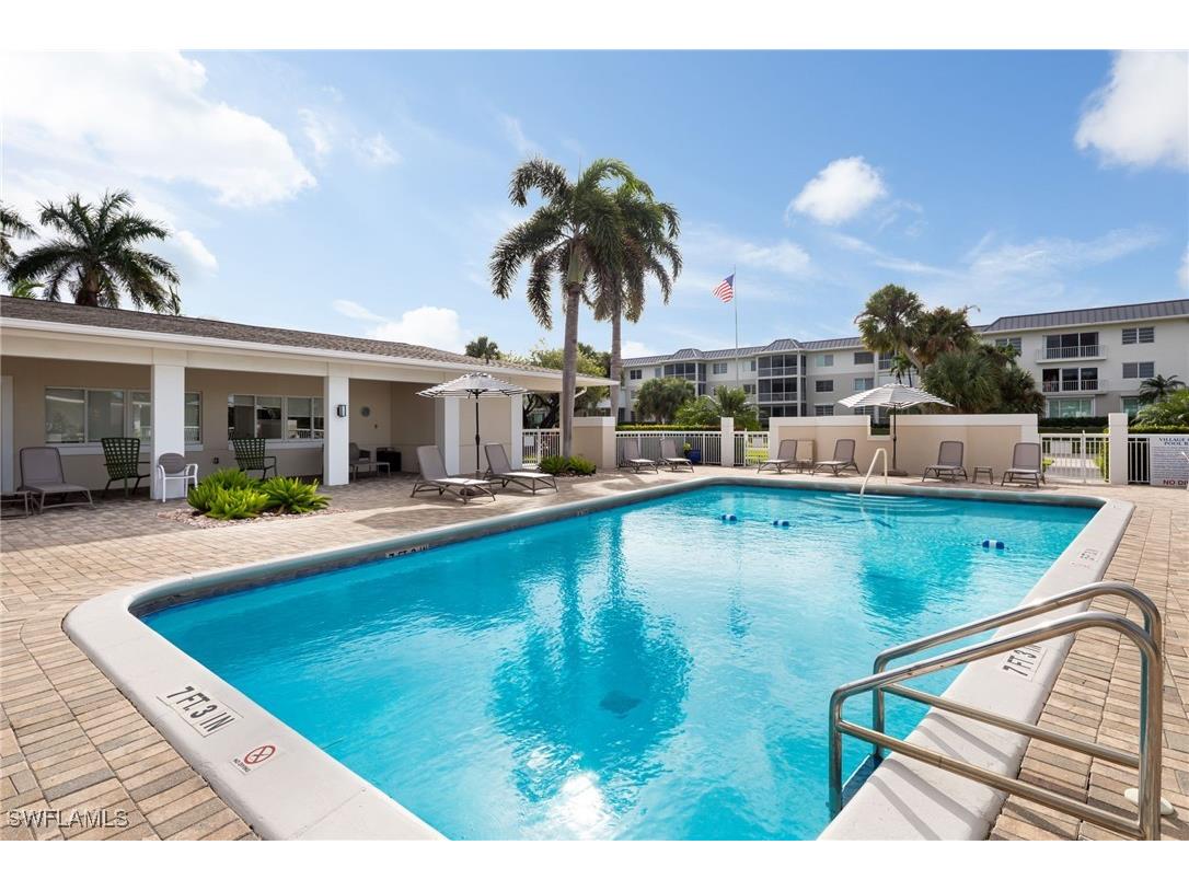 421 12th Avenue S #A14 Naples FL 34102 225078476 image11