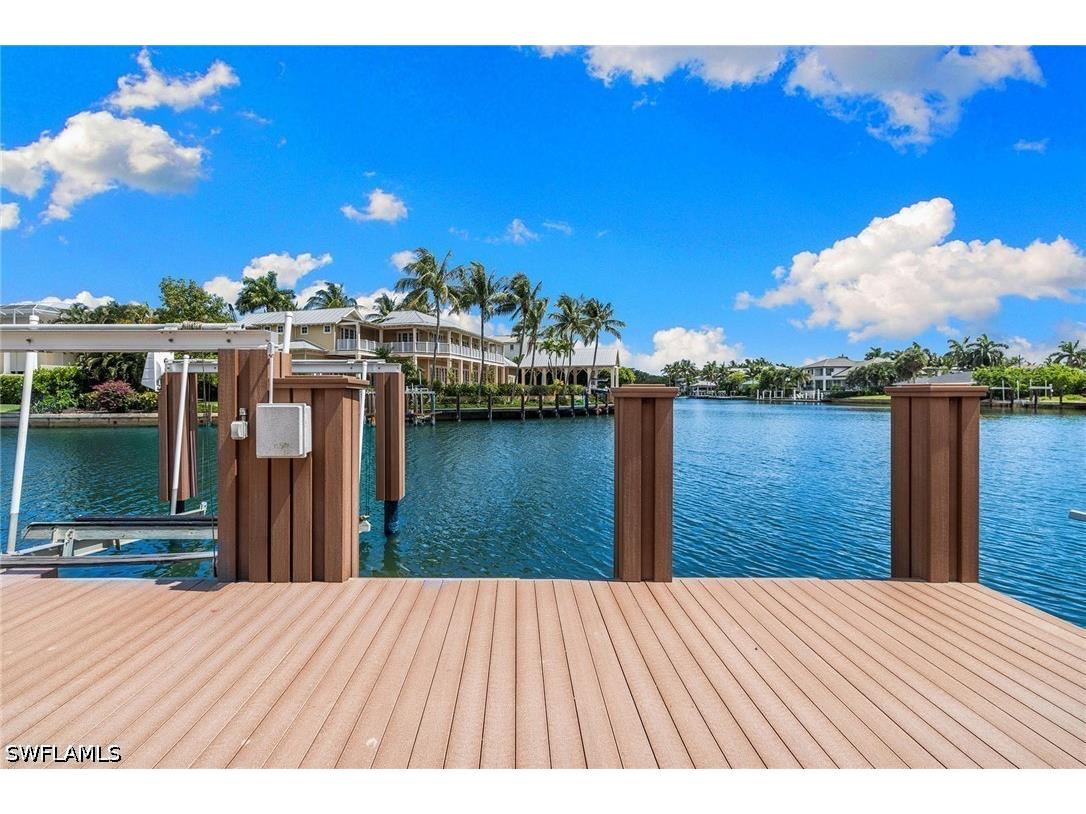 421 21st Avenue S Naples FL 34102 226021648 image11