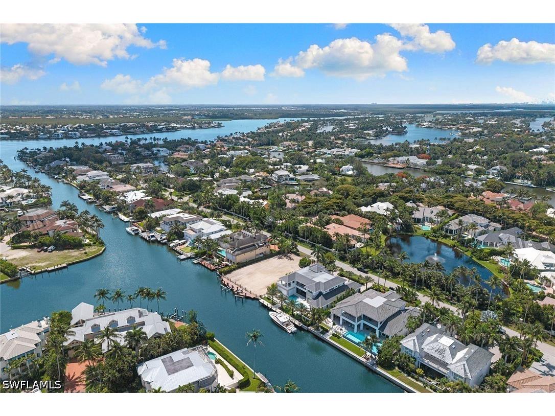 421 21st Avenue S Naples FL 34102 226021648 image16