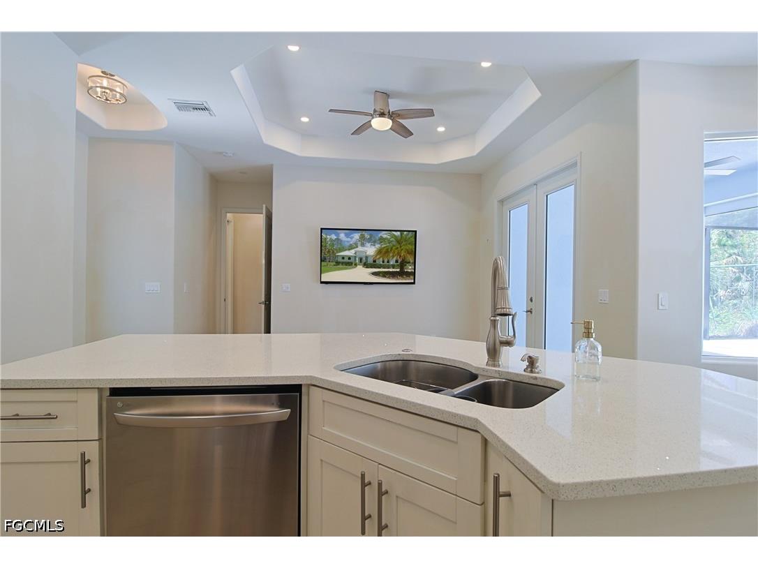 421 35th Avenue NE Naples FL 34120 2026018934 image24