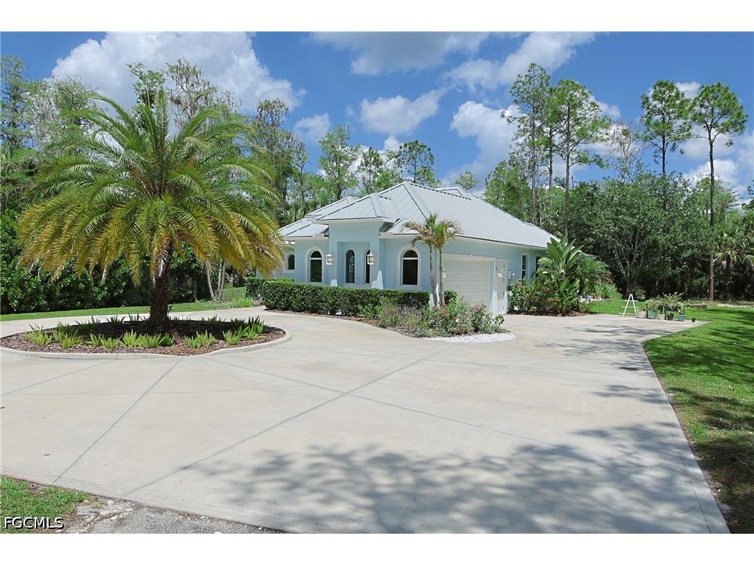 421 35th Avenue NE Naples FL 34120 2026018934 image4