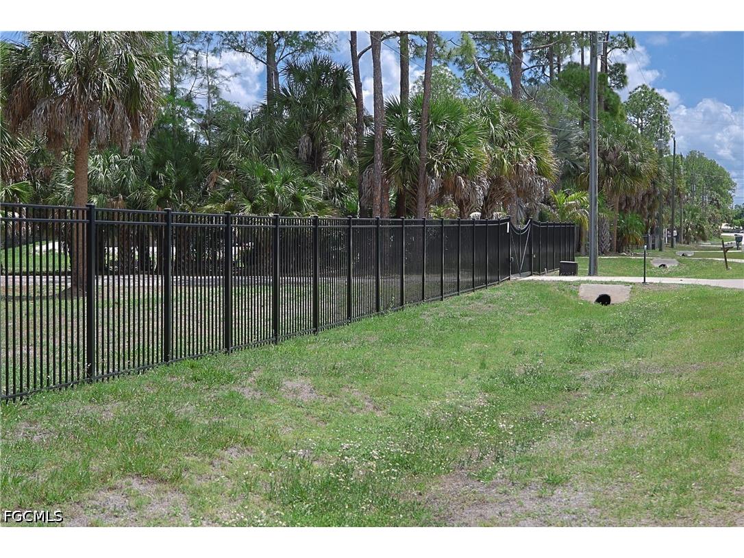 421 35th Avenue NE Naples FL 34120 2026018934 image48