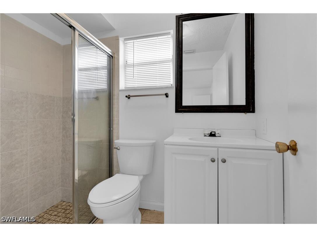 421/423 SE 24th Avenue Cape Coral FL 33990 226014132 image11