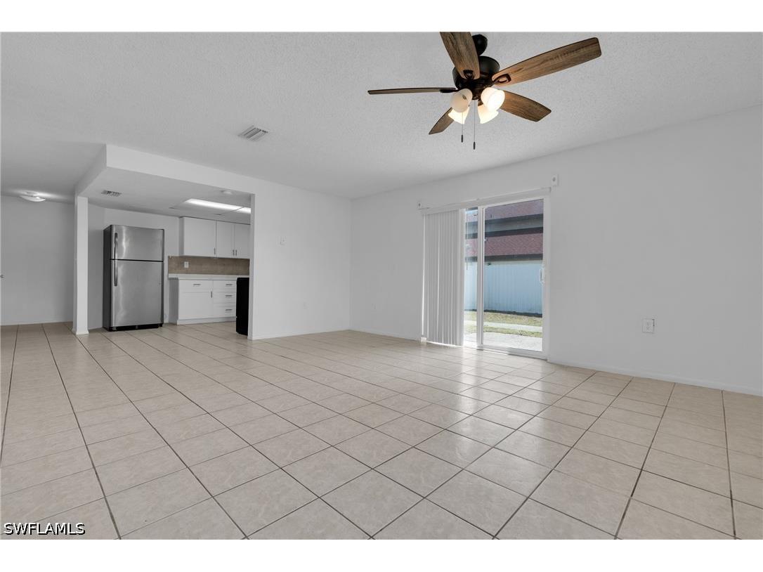 421/423 SE 24th Avenue Cape Coral FL 33990 226014132 image4