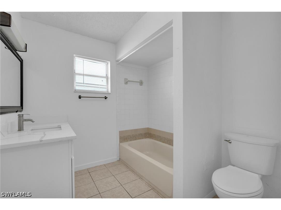 421/423 SE 24th Avenue Cape Coral FL 33990 226014132 image9