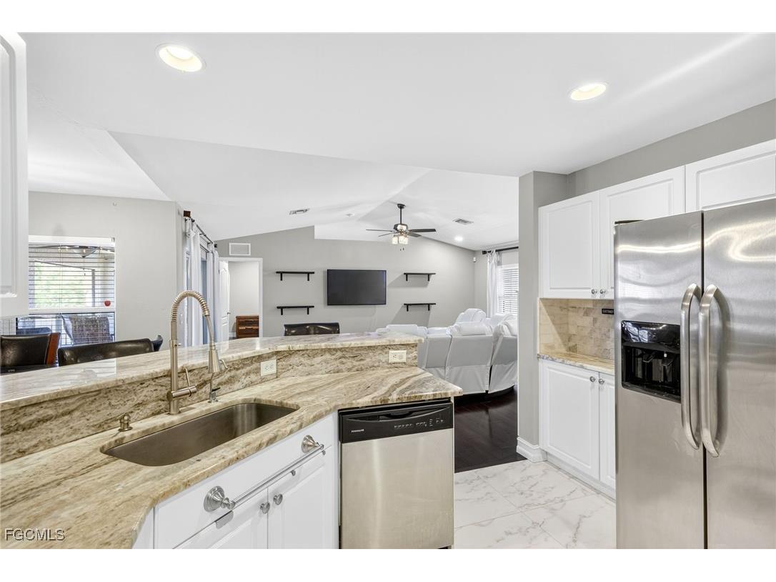 421 Broadmoor Street Lehigh Acres FL 33974 2025006258 image12