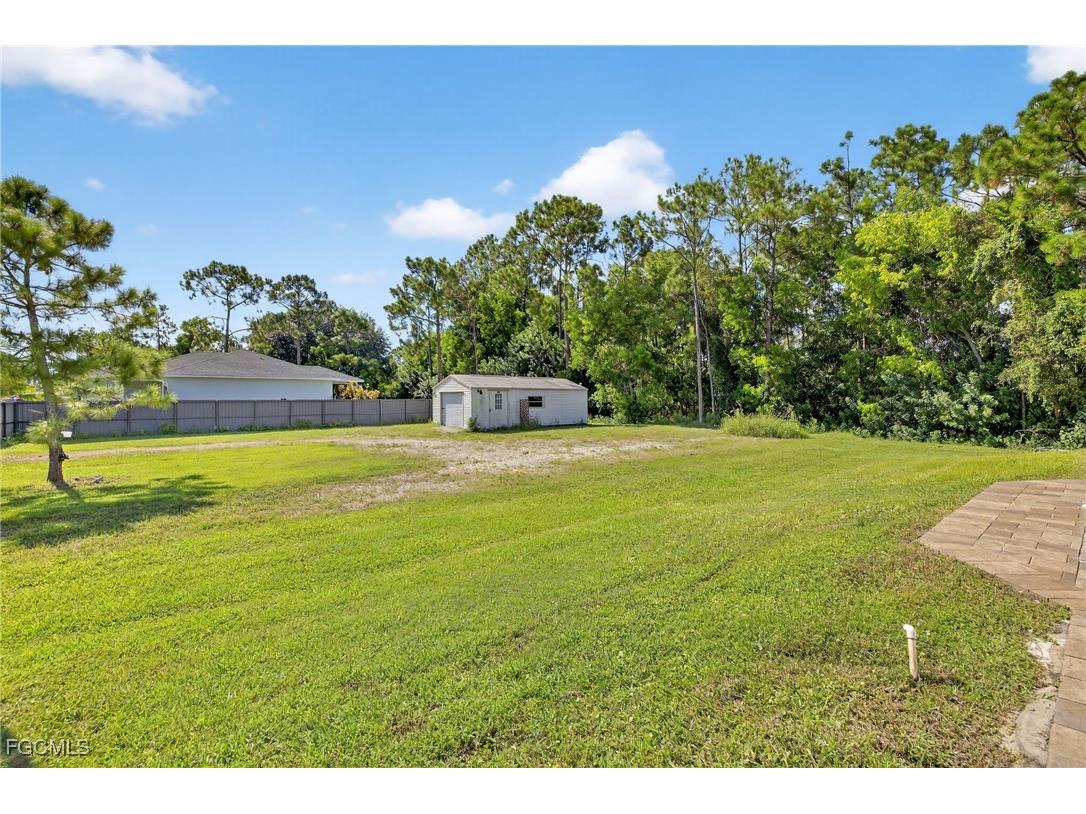 421 Broadmoor Street Lehigh Acres FL 33974 2025006258 image30