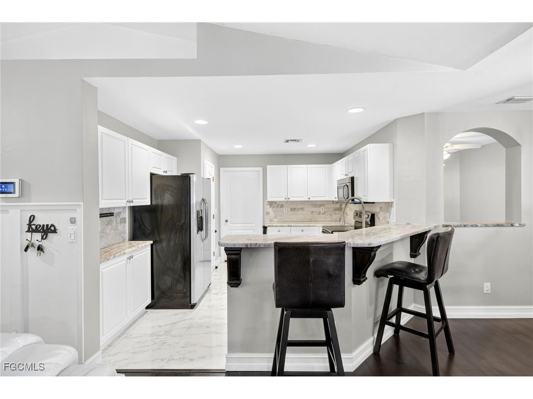 421 Broadmoor Street Lehigh Acres FL 33974 2025006258 image9