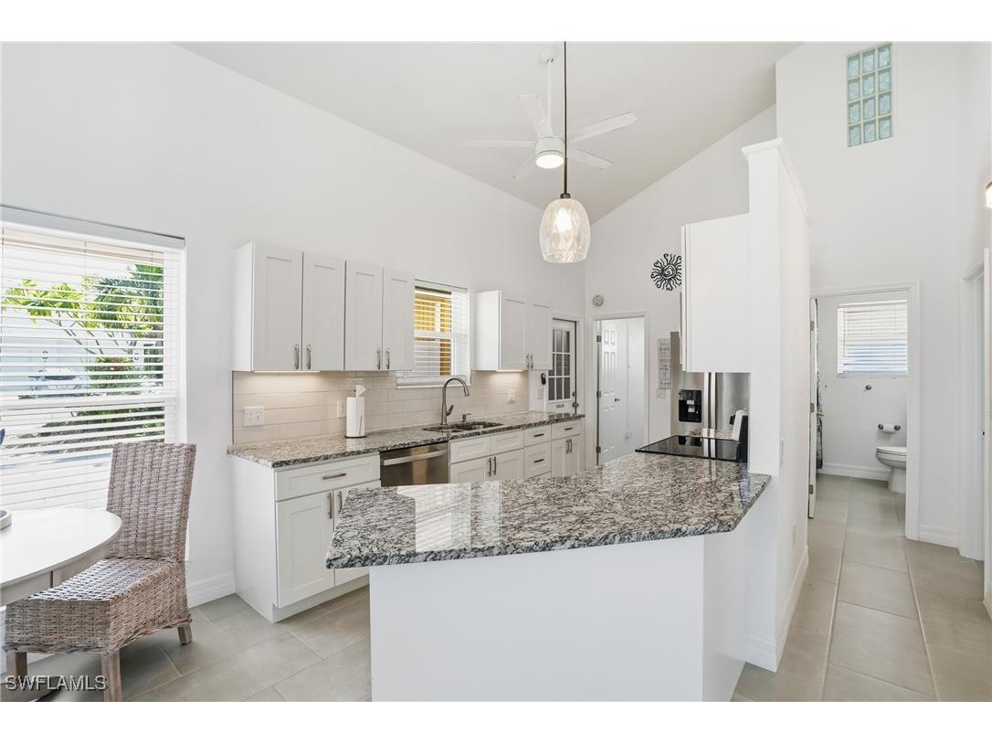 421 Connecticut Street Fort Myers Beach FL 33931 225075325 image4