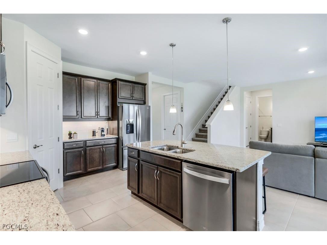 421 Coral Reef Place Cape Coral FL 33993 2026007113 image11