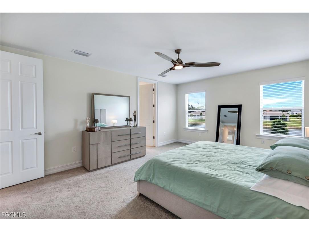 421 Coral Reef Place Cape Coral FL 33993 2026007113 image16